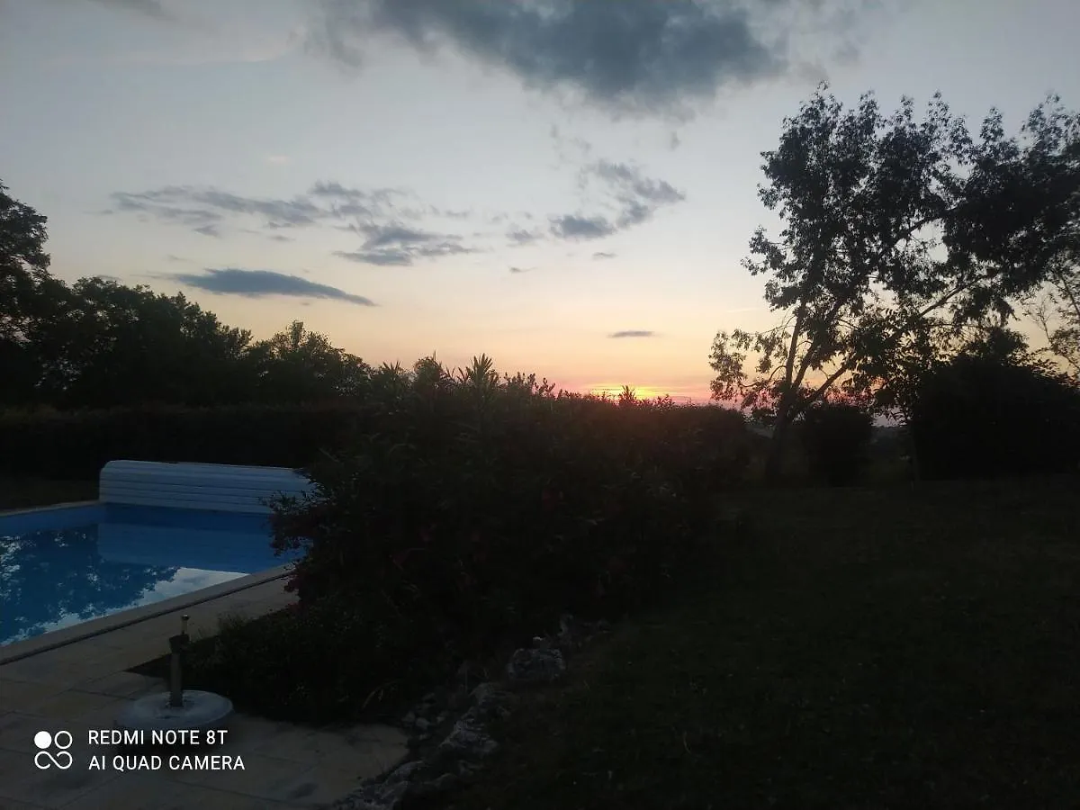 Hébergement de vacances Le clos mirélie Gaujac