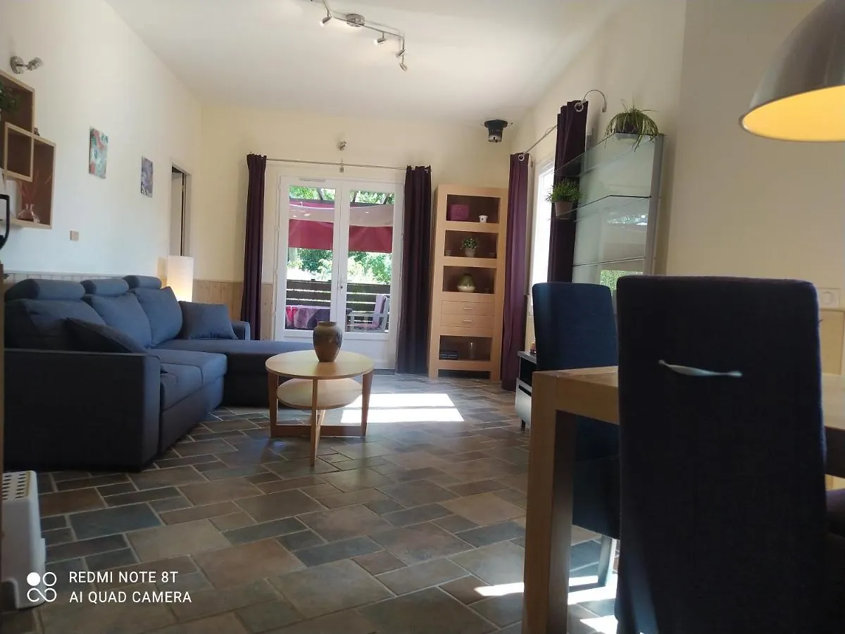 Hébergement de vacances Le clos mirélie Gaujac  France