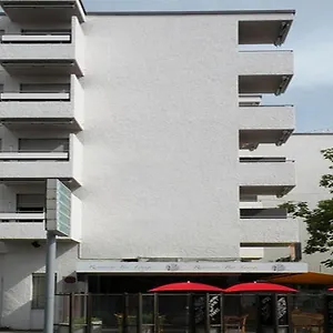 https://visionapartments-zurich-binzmuhlestrasse.hotelsbaselswitzerland.com
